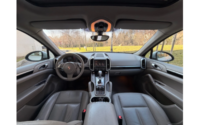 Porsche Cayenne 3.0d / ПОДГРЕВ / ВЪЗДУШНО ОКАЧВАНЕ - автомобили, коли, обяви за нови и употребявани 11