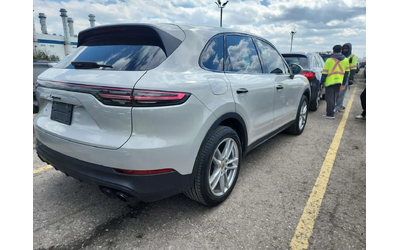 porsche-cayenne - 2