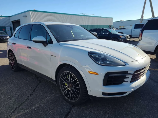 Porsche Cayenne E HYBRID| ОБДУХВАНЕ| 2 КЛЮЧА| 2 ЧИФТА ГУМИ| ПАНОРА - автомобили, коли, обяви за нови и употребявани 1