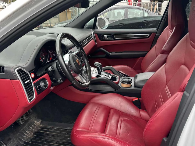 Porsche Cayenne * AWD * CARFAX * ОБДУХВАНЕ * HEAD UP * BOSE - автомобили, коли, обяви за нови и употребявани 4