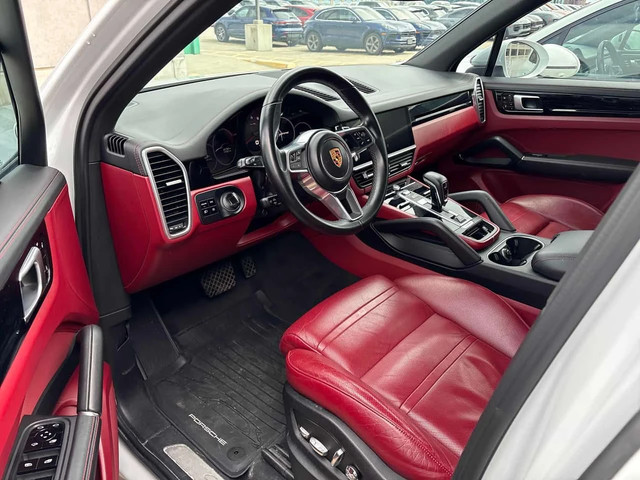 Porsche Cayenne * AWD * ОБДУХВАНЕ* 360КАМЕРИ* BOSE* - автомобили, коли, обяви за нови и употребявани 4
