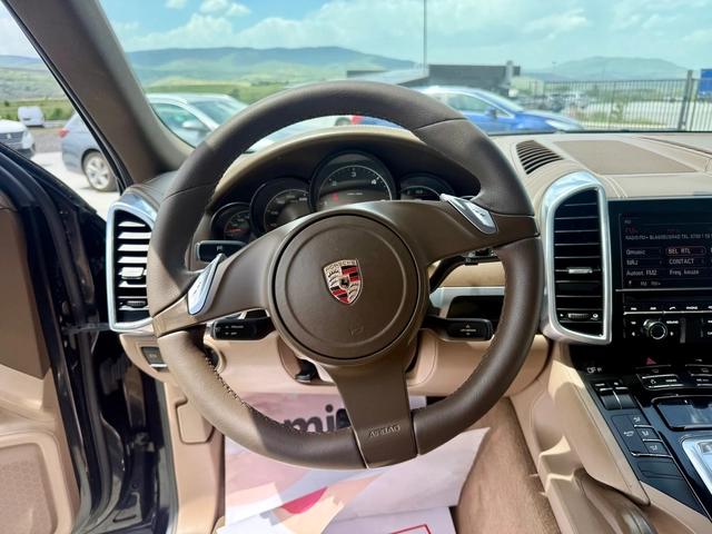 Porsche Cayenne 3.0TDI 240 ks Собствен лизинг !! - автомобили, коли, обяви за нови и употребявани 11
