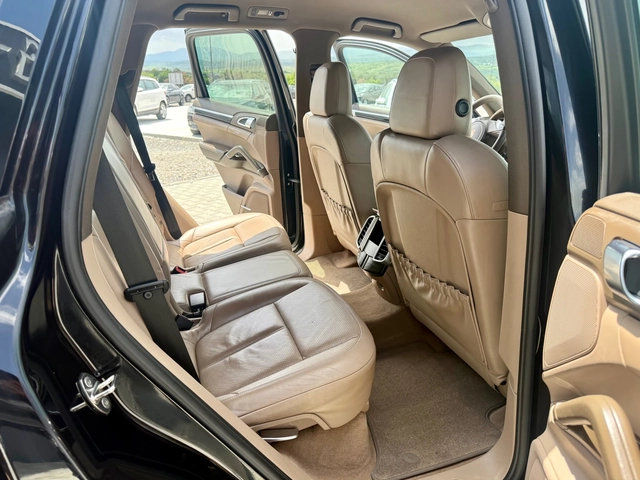 Porsche Cayenne 3.0TDI 240 ks Собствен лизинг !! - автомобили, коли, обяви за нови и употребявани 8