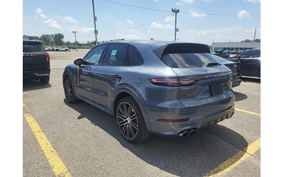 porsche-cayenne - 3