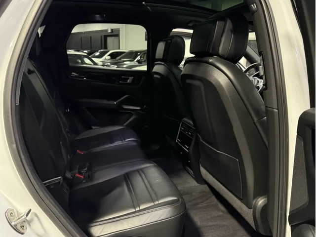 Porsche Cayenne 2020 Porsche Cayenne S - автомобили, коли, обяви за нови и употребявани 9