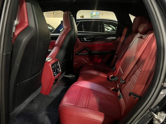 Porsche Cayenne 2019 Porsche Cayenne S - автомобили, коли, обяви за нови и употребявани 12