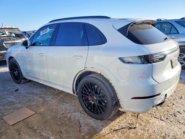 Porsche Cayenne GTS - автомобили, коли, обяви за нови и употребявани 1