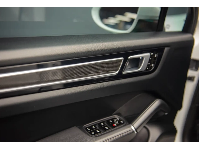 Porsche Cayenne E-HYBRID - автомобили, коли, обяви за нови и употребявани 14