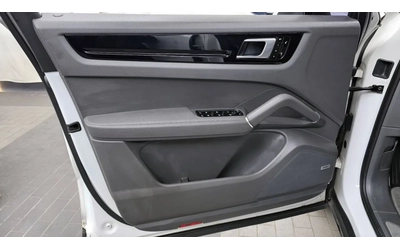 Porsche Cayenne 3.0 / ОБДУХ / PDCC / BOSE / PANO - автомобили, коли, обяви за нови и употребявани 11