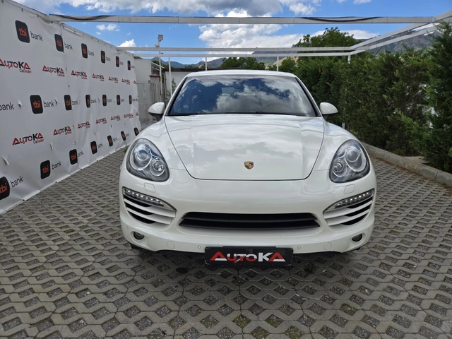 Porsche Cayenne 3.0D-240кс= 4Х4= PCM= 8СК= НАВИ= BI-XENON - автомобили, коли, обяви за нови и употребявани 0