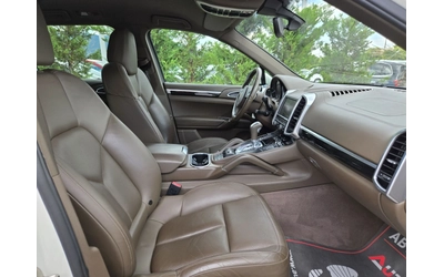 Porsche Cayenne 3.0D-240кс= 4Х4= PCM= 8СК= НАВИ= BI-XENON - автомобили, коли, обяви за нови и употребявани 13