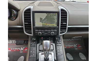 Porsche Cayenne 3.0D-240кс= 4Х4= PCM= 8СК= НАВИ= BI-XENON - автомобили, коли, обяви за нови и употребявани 14