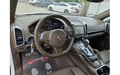 Porsche Cayenne 3.0D-240кс= 4Х4= PCM= 8СК= НАВИ= BI-XENON - автомобили, коли, обяви за нови и употребявани 7
