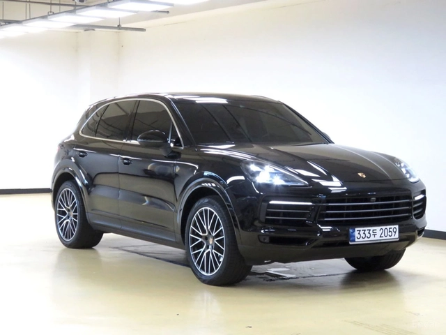 Porsche Cayenne 3.0* КОЖА* ОБДУХВ* НАВИ* ПАНО* 360 - автомобили, коли, обяви за нови и употребявани 0