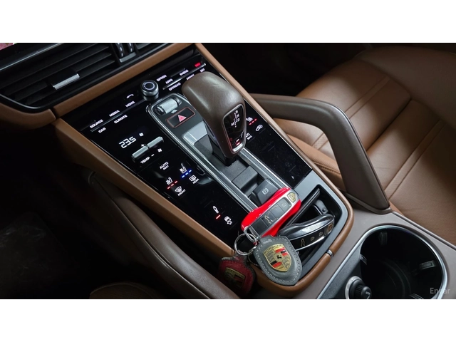 Porsche Cayenne 3.0* HUD* 360* КОЖА* ОБДУХВ* НАВИ* ПАНО - автомобили, коли, обяви за нови и употребявани 6