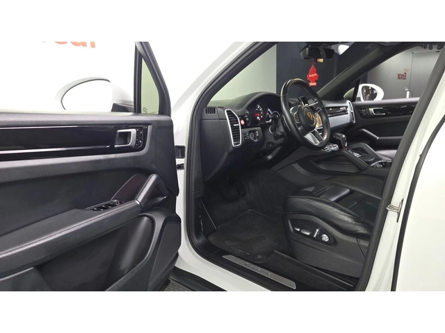 Porsche Cayenne 3.0* КОЖА* НАВИ* ПАНО* КАМЕРА - автомобили, коли, обяви за нови и употребявани 7