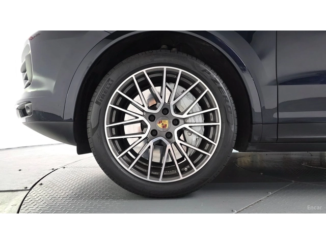 Porsche Cayenne 3.0* HUD* 360* КОЖА* ОБДУХВ* НАВИ* ПАНО - автомобили, коли, обяви за нови и употребявани 4