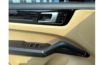 Porsche Cayenne 3.0 AWD - автомобили, коли, обяви за нови и употребявани 11