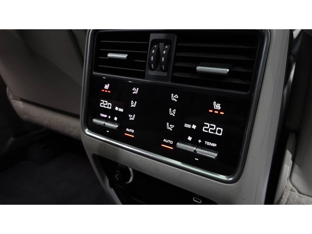 Porsche Cayenne 3.0 AWD - автомобили, коли, обяви за нови и употребявани 11