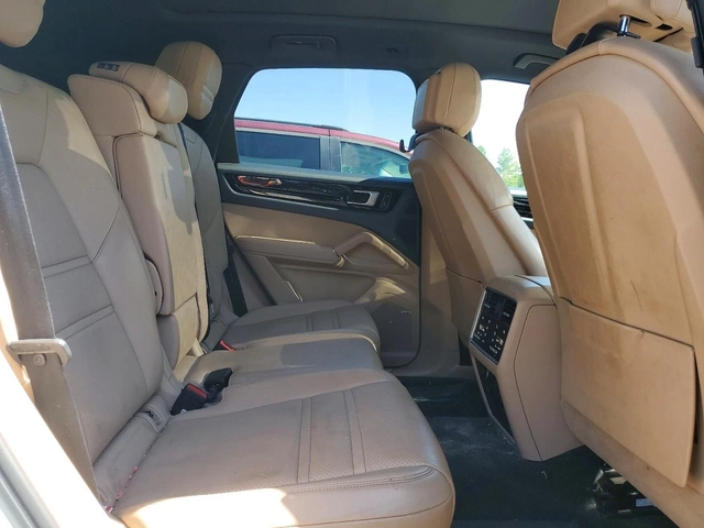 Porsche Cayenne - автомобили, коли, обяви за нови и употребявани 10