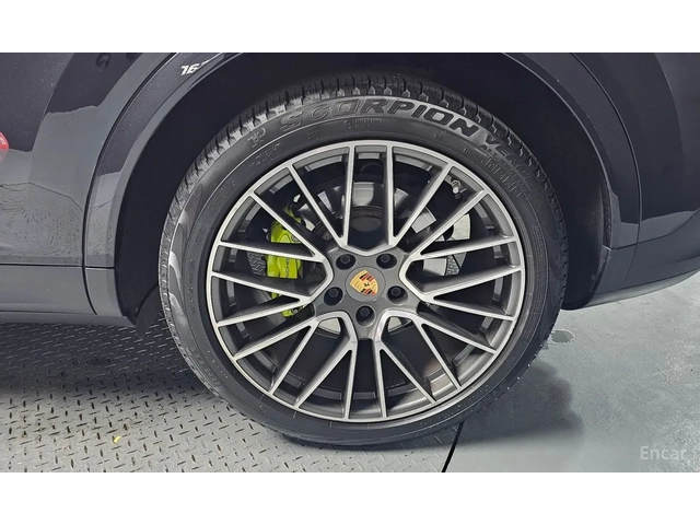 Porsche Cayenne HYBRID* COUPE* ФИКС ЦЕНА* ФУЛ* - автомобили, коли, обяви за нови и употребявани 4