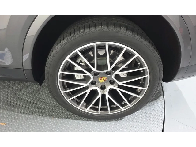 Porsche Cayenne ФИКС ЦЕНА* COUPE* ОБДУХ* 360* ПАНО - автомобили, коли, обяви за нови и употребявани 4