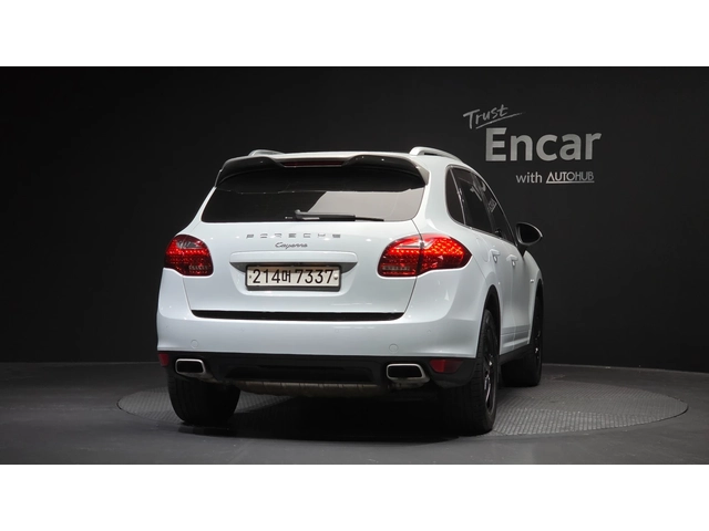 Porsche Cayenne 3.0 Diesel Platinum Edition - автомобили, коли, обяви за нови и употребявани 3