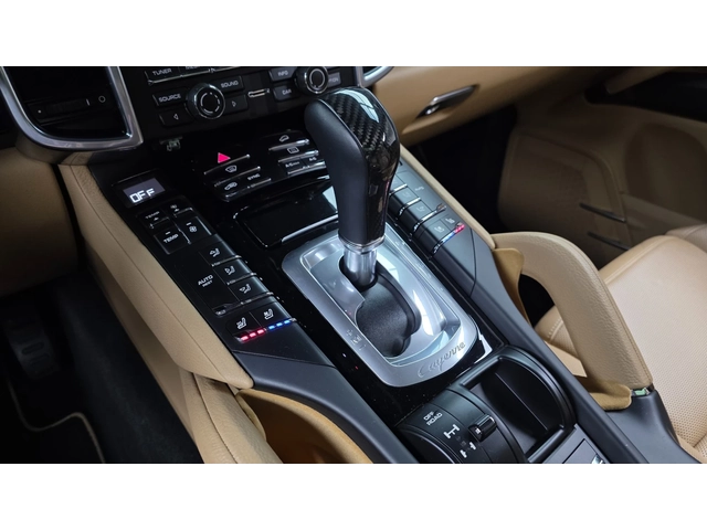 Porsche Cayenne 3.0 Diesel Platinum Edition - автомобили, коли, обяви за нови и употребявани 6