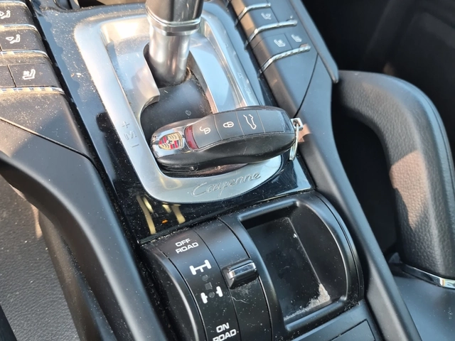 Porsche Cayenne 3.6 V6 AWD - автомобили, коли, обяви за нови и употребявани 6