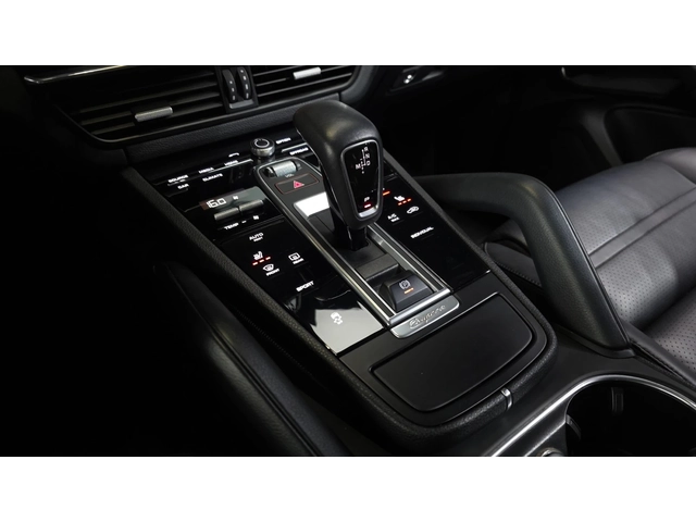 Porsche Cayenne - автомобили, коли, обяви за нови и употребявани 8