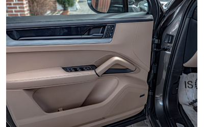 Porsche Cayenne Bose/ACC/Камера/PASM/ABD/PDC/F1/Обдухване - автомобили, коли, обяви за нови и употребявани 7