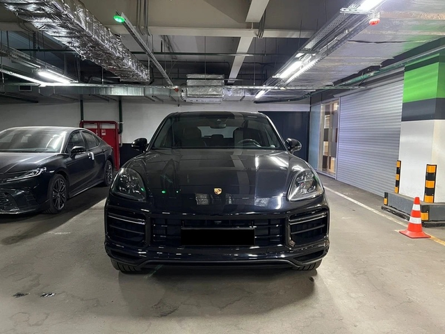 PORSCHE Cayenne
 Cayenne
 4.0 V8 Turbo - автомобили, коли, обяви за нови и употребявани 0