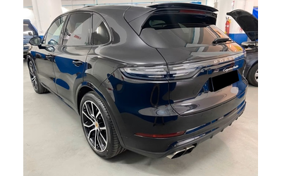 porsche-cayenne-cayenne-4-0-v8-turbo - 2