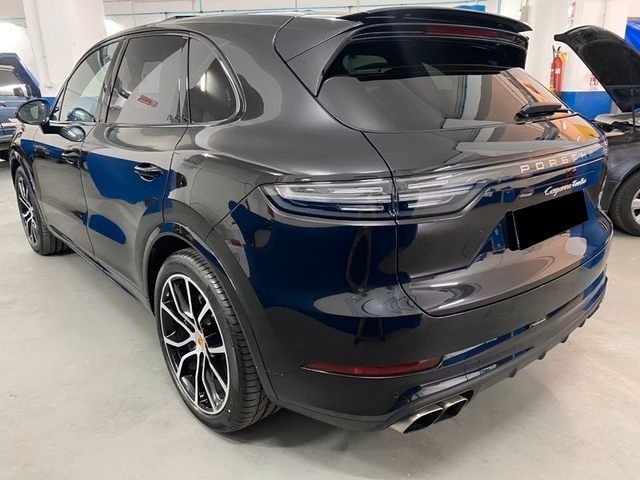 PORSCHE Cayenne
 Cayenne
 4.0 V8 Turbo - автомобили, коли, обяви за нови и употребявани 2