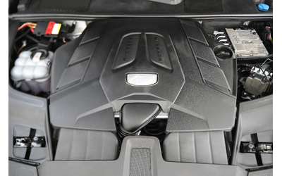 PORSCHE Cayenne Cayenne Coupe 3.0 Sport Chrono - автомобили, коли, обяви за нови и употребявани 16