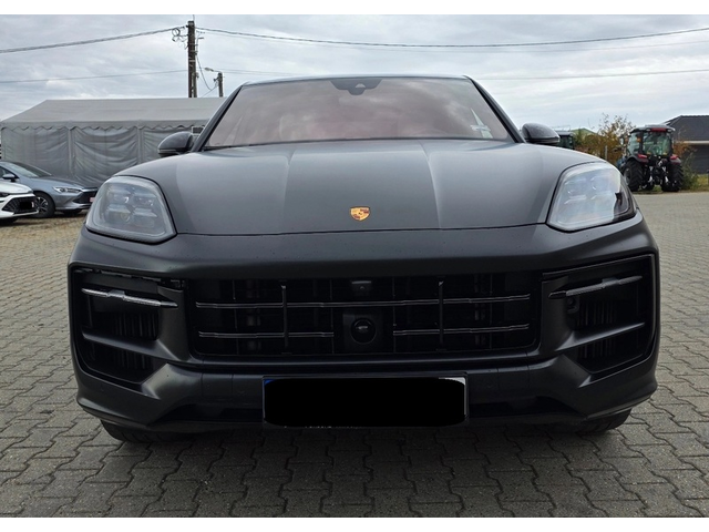 PORSCHE Cayenne Cayenne Coupe 3.0 V6 E-Hybrid - автомобили, коли, обяви за нови и употребявани 0