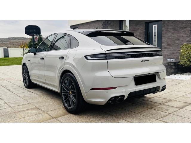 PORSCHE Cayenne Cayenne Coupe 3.0 V6 E-Hybrid - автомобили, коли, обяви за нови и употребявани 4