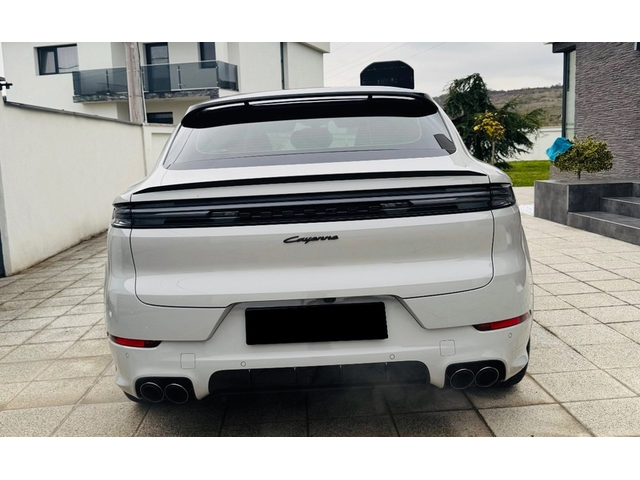 PORSCHE Cayenne Cayenne Coupe 3.0 V6 E-Hybrid - автомобили, коли, обяви за нови и употребявани 5