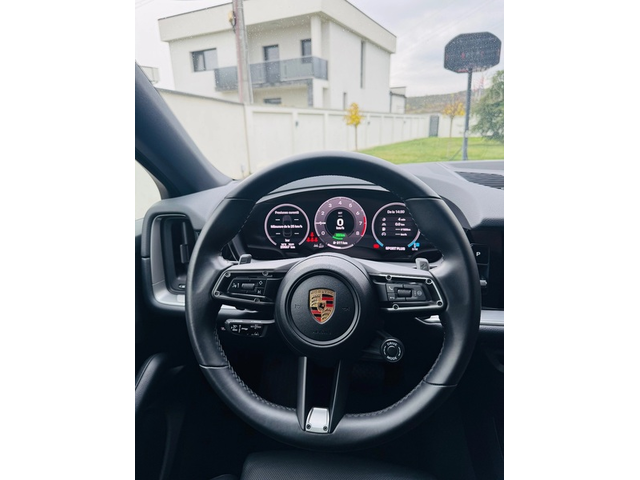 PORSCHE Cayenne Cayenne Coupe 3.0 V6 E-Hybrid - автомобили, коли, обяви за нови и употребявани 8