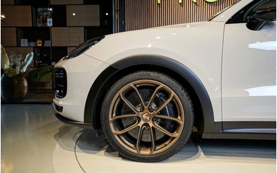 PORSCHE Cayenne Cayenne Coupe Turbo GT 4.0 V8 - автомобили, коли, обяви за нови и употребявани 7