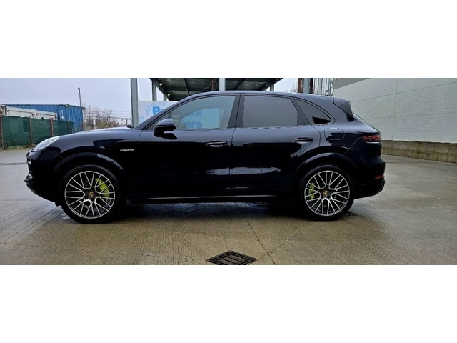 PORSCHE Cayenne Cayenne E-Hybrid - автомобили, коли, обяви за нови и употребявани 4