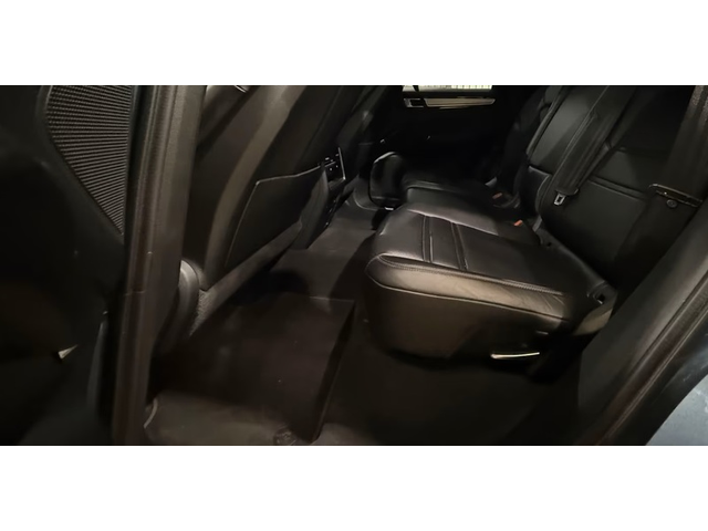 PORSCHE Cayenne Cayenne E-Hybrid  - автомобили, коли, обяви за нови и употребявани 4