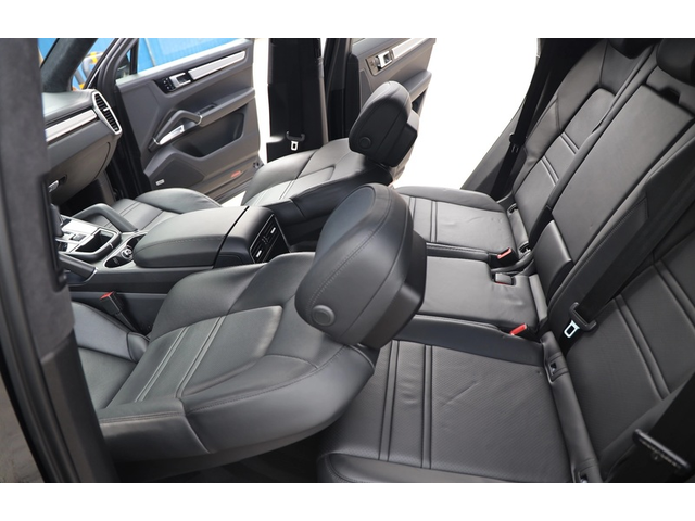 PORSCHE Cayenne Cayenne Turbo - автомобили, коли, обяви за нови и употребявани 7