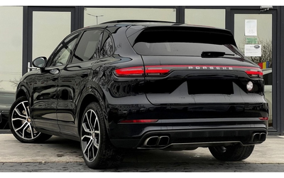 porsche-cayenne-cayenne-turbo - 2