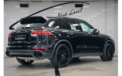 porsche-cayenne-cayenne-turbo-4-8-v8-facelift - 4