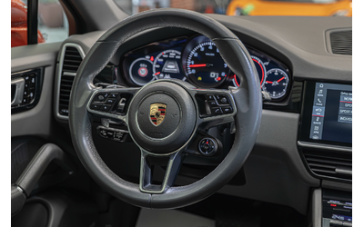 porsche-cayenne-coupe-bose-obduhvane-kamera360-panorama-pdls-sport-chron - 1