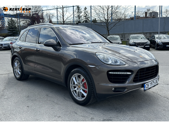 Porsche Cayenne Turbo 4.8i 500 к.с. Газ/бензин - автомобили, коли, обяви за нови и употребявани 5