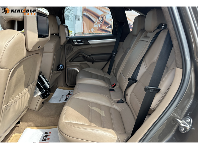 Porsche Cayenne Turbo 4.8i 500 к.с. Газ/бензин - автомобили, коли, обяви за нови и употребявани 9