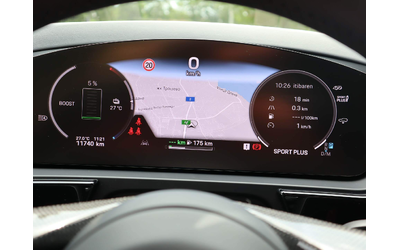 Porsche Cayenne Turbo E-Hybrid/Coupe/PCCB/PDCC Sport/PDLS+/HuD/PESS - автомобили, коли, обяви за нови и употребявани 13