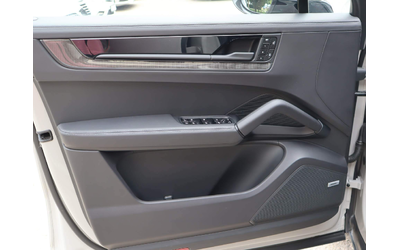 porsche-cayenne-turbo-e-hybrid-coupe-pccb-pdcc-sport-pdls-hud-pess - 5